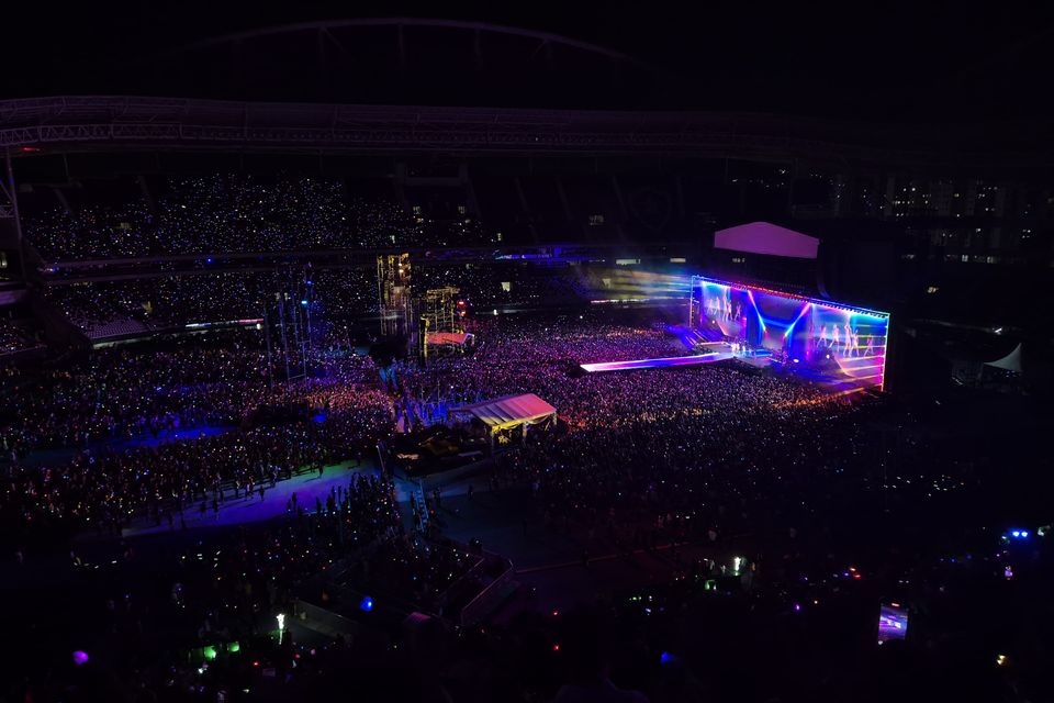 Shakira'nın Las Mujeres Ya No Lloran dünya turnesinden bir konser, Rio de Janeiro